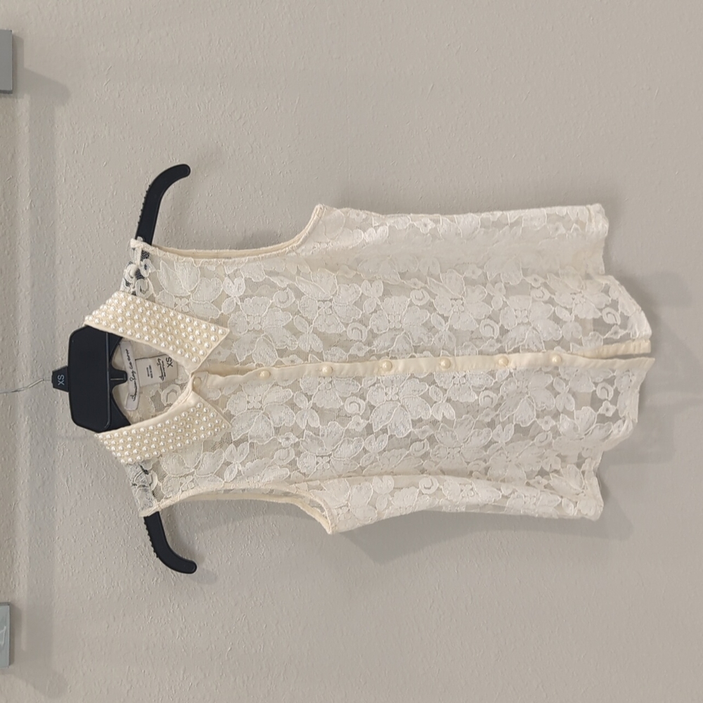 American Rag Lace Pearl Top